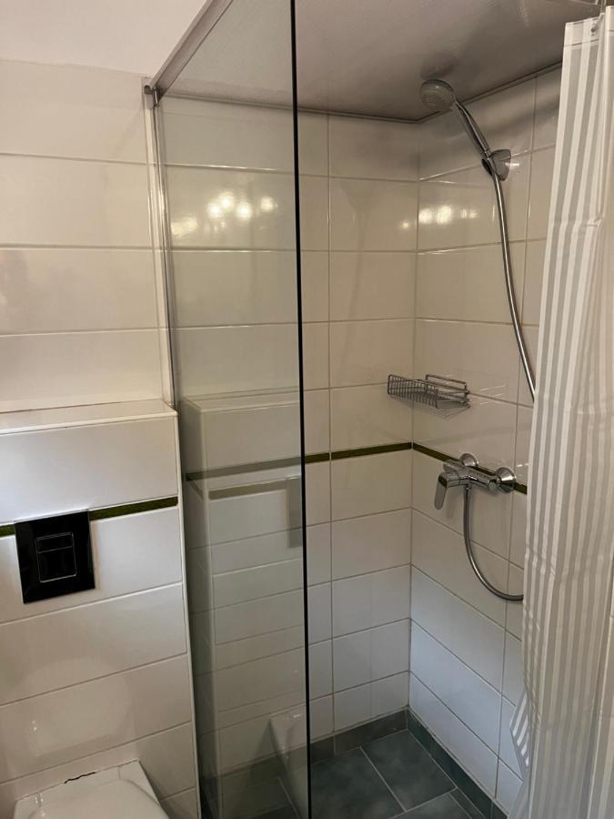 Mediterán Fedett Medencés Apartmanház Szántód Exterior foto